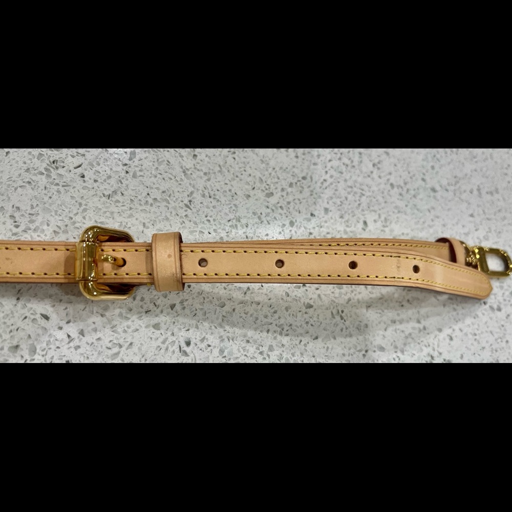 Louis Vuitton Vachetta strap